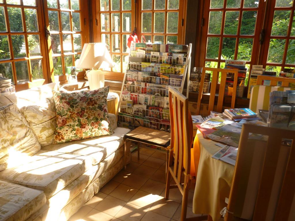 La Croix Du Reh Bed & Breakfast *